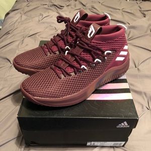 Dame 4 size 13